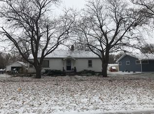 324 3rd St, Meadow Grove, NE 68752