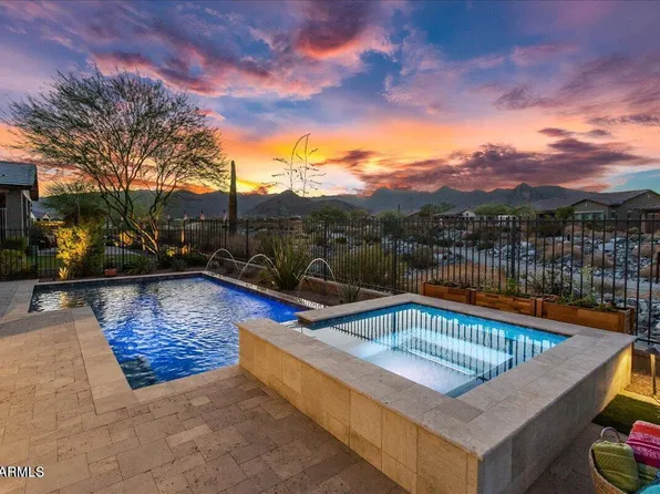 20562 W HILLCREST Boulevard, Buckeye, AZ 85396