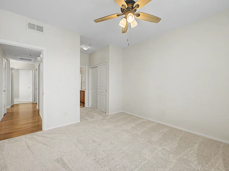 2nd Bedroom Pic 3
