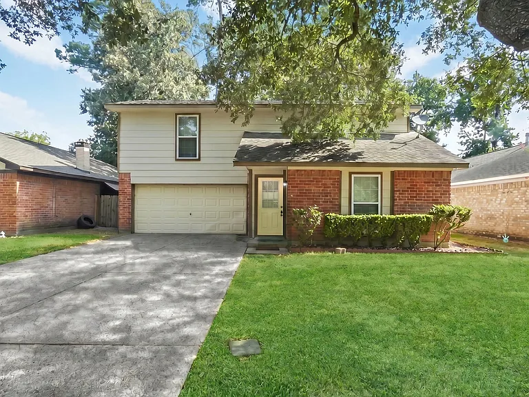 28630 Lochlevan Ct — Photo 1