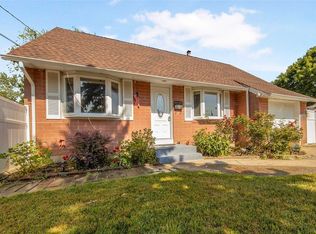 1133 Brookdale Ave, Bay Shore, NY 11706