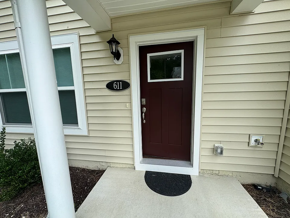 611 Widgeon Way