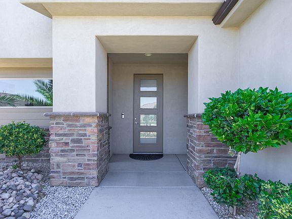 2nd image of 1758 E Yant Flat Dr