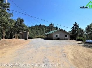17342 Walker Mine Rd, Redding, CA 96003