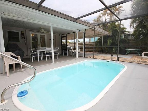 3rd image of 125 Tropical Shores Way