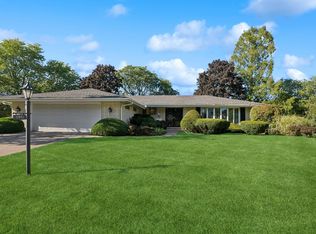 3442 Prestwick Ln, Northbrook, IL