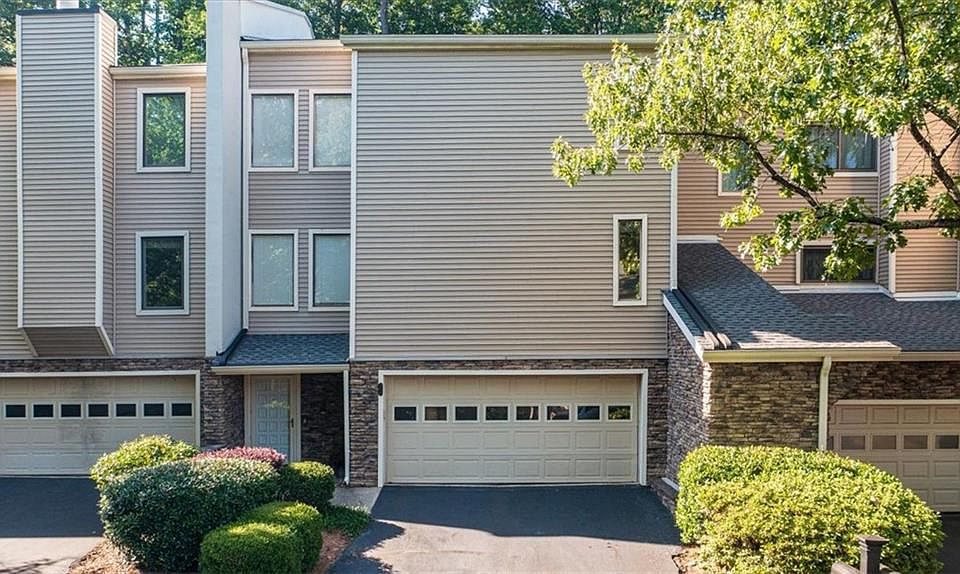 1st image of 12 Basswood Cir