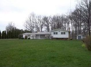 15649 Fairgreen St NE, Alliance, OH 44601