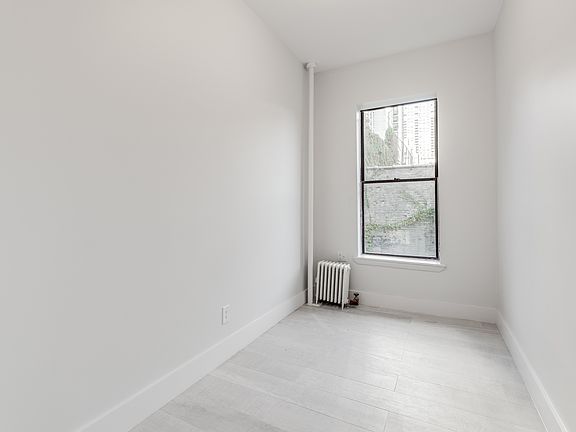 5th image of 305 E 75th St APT 6