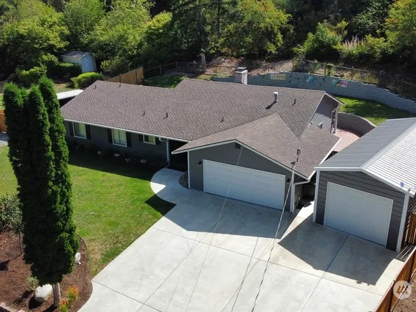 13705 Dana Lane E, Puyallup, WA 98373