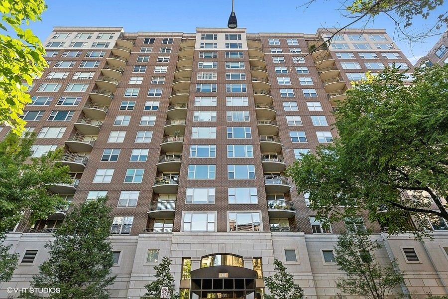 1st image of 1301 N Dearborn St APT 503