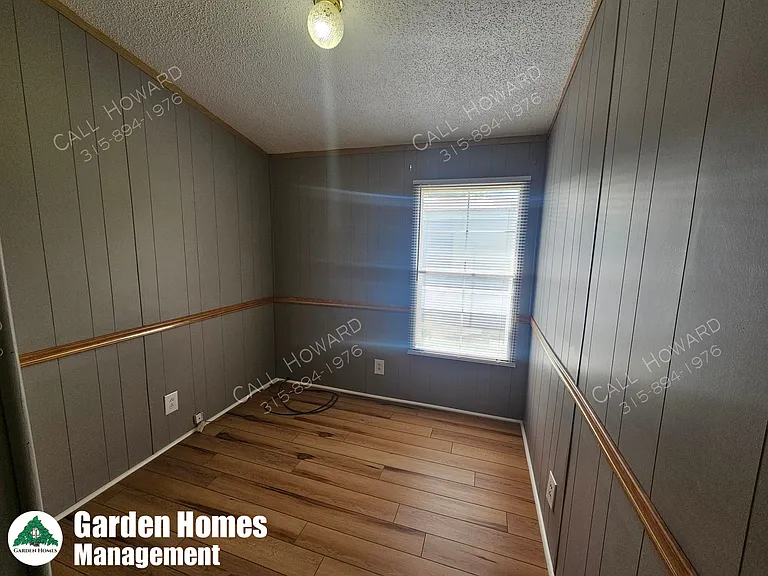 442 Tulip Dr — Photo 11