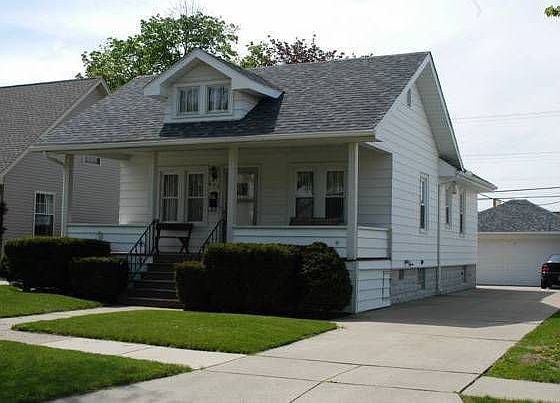 1st image of 453 Bentley Dr