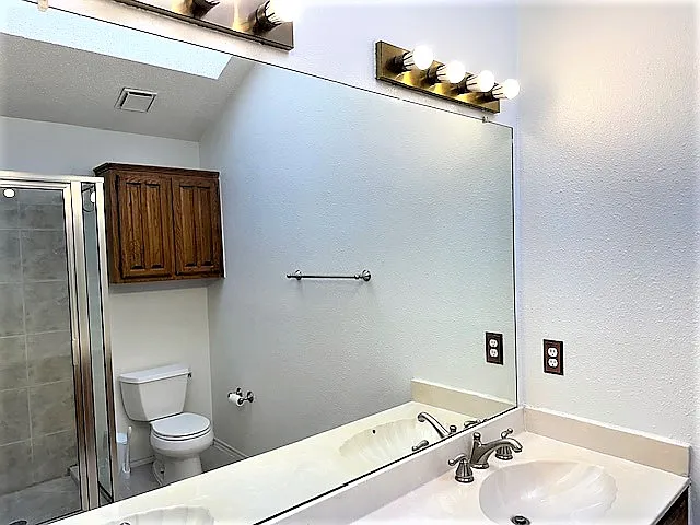 2119 Falcon Ridge Dr — Photo 10