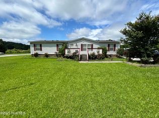 2925 State Highway 33 W, Grimesland, NC 27837