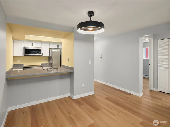 14480 NE 31st Street #J101, Bellevue, WA 98007
