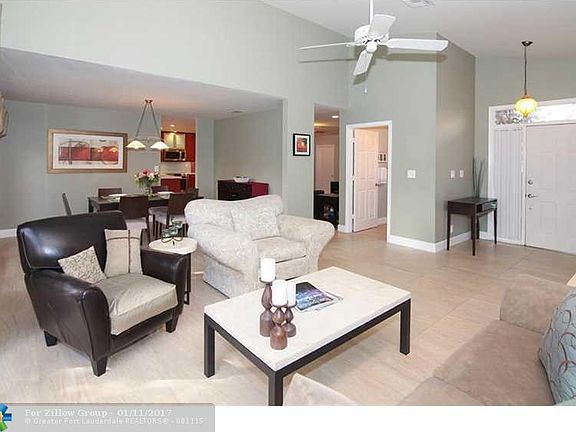 4th image of 1100 NW 108th Ave