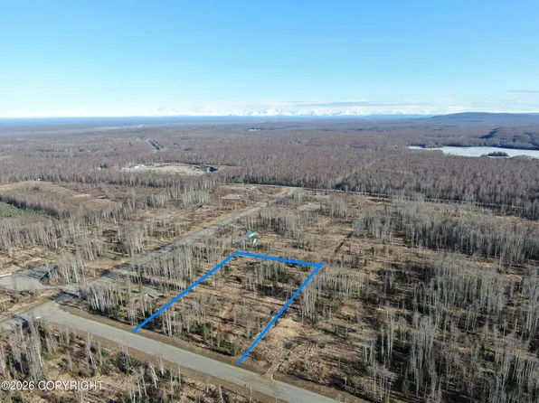 17669 E Yeldarb Ave, Talkeetna, AK 99676