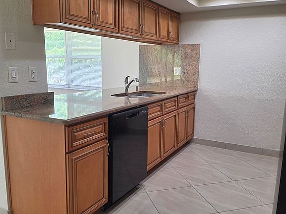 3rd image of 4302 Rudder Way