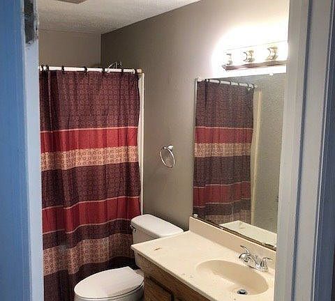 5th image of 106 Knecht Dr