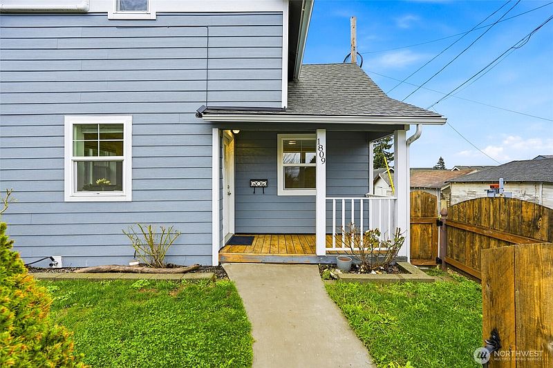 3rd image of 1809 21st Street