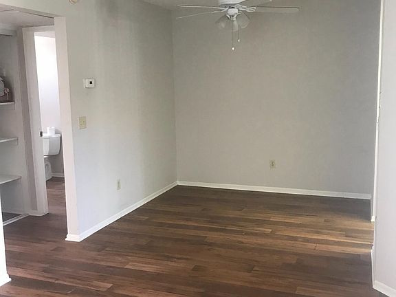 3rd image of 531 W Wilson St APT B104