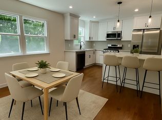 20 Howcroft Rd FLOOR 2, Maywood, NJ 07607