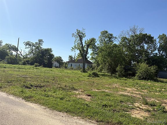 3rd image of 1714 Minter Ave