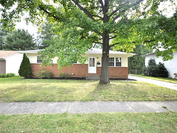 3rd image of 444 Foxwood Dr