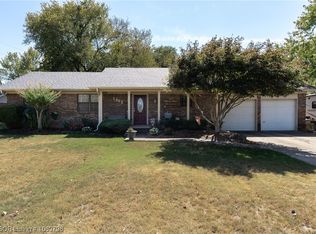 1305 Rena Rd, Van Buren, AR 72956