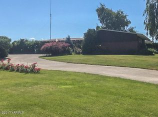 1170 N Cowiche Rd, Tieton, WA 98947