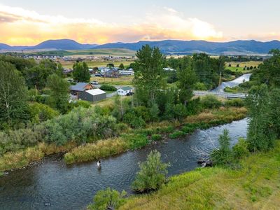 407 Mill St, Gallatin Gateway, MT, 59730
