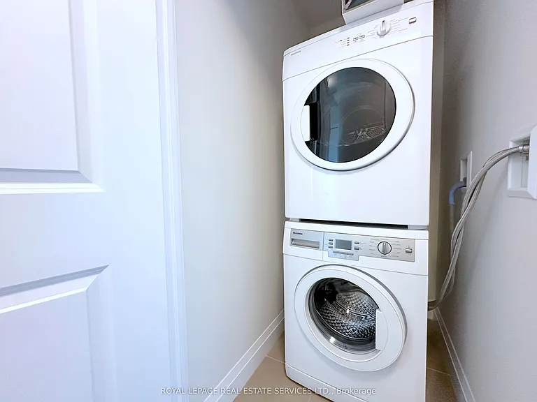 2333 Taunton Rd #407 — Photo 14