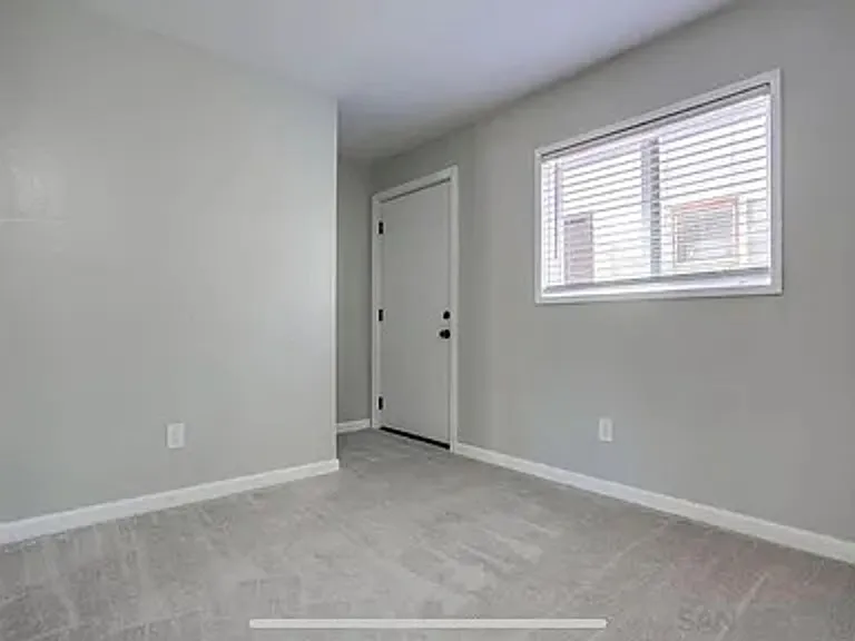 1111 Eureka St #8 — Photo 23