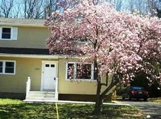 2952 Washington Rd, Parlin, NJ 08859