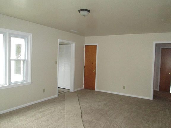 4th image of 1185 Taylor St