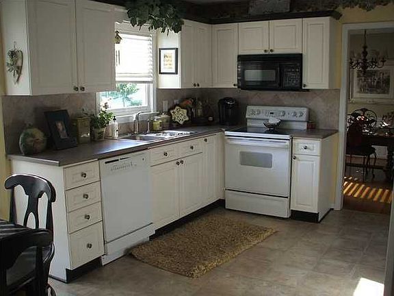 Pretty kitchen