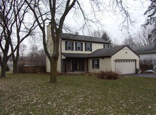 5524 W Shore Dr, McHenry, IL 60050