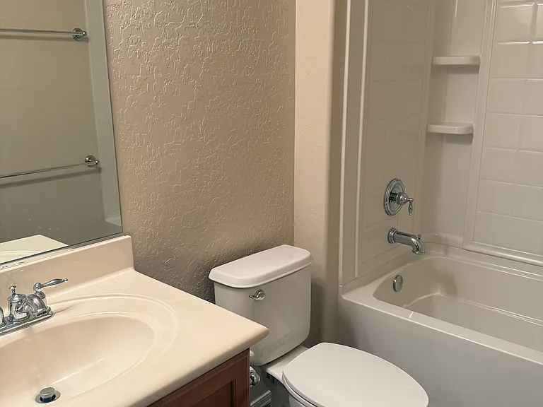 3735 Halter Dr — Photo 3