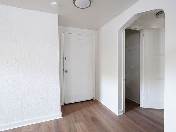 5th image of 330 Greenlee Rd #1