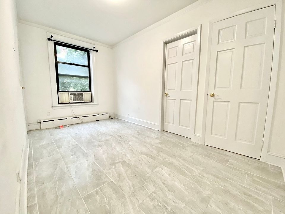 1st image of 161 Prince St APT 9