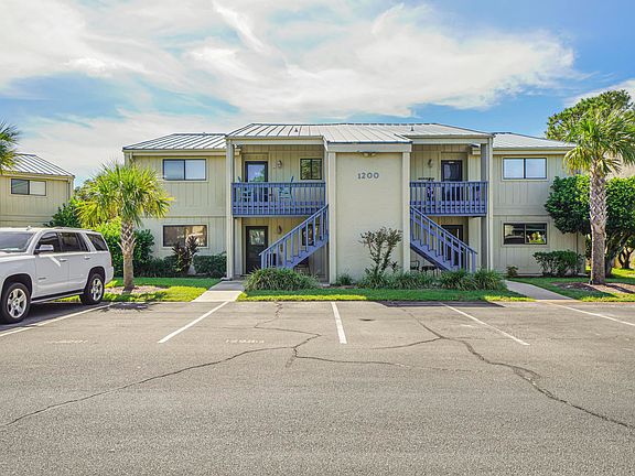 2nd image of 3755 E Scenic Hwy #98-1203
