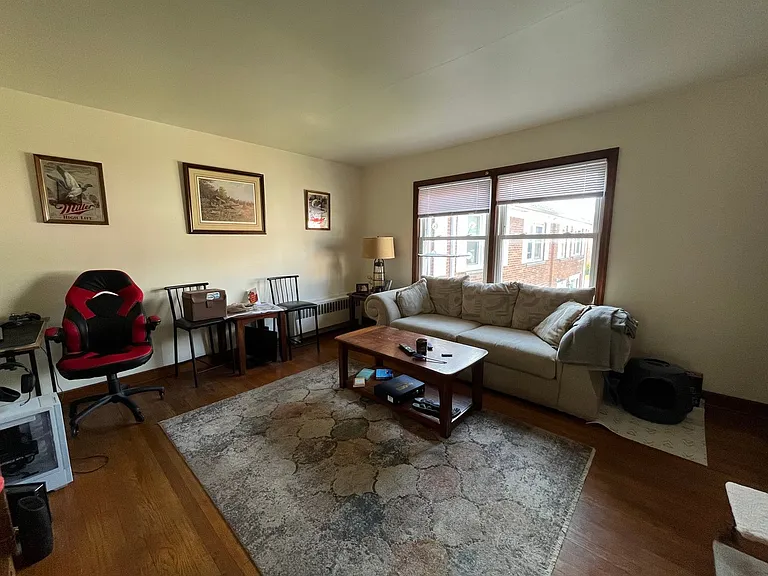 7505 W Center St — Photo 3
