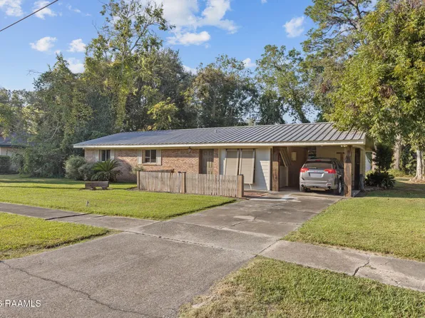 113 Maple Dr, Lafayette, LA 70506