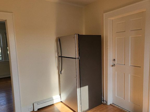 4th image of 14-16 Marvin Ave Floor 2