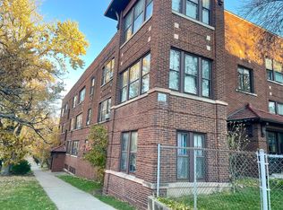 7077 N Ridge Blvd #1E, Chicago, IL 60645