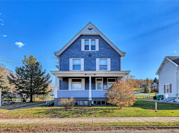 115 W 5th Ave, Derry, PA 15627