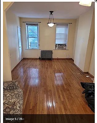 4th image of 393 Ashford St