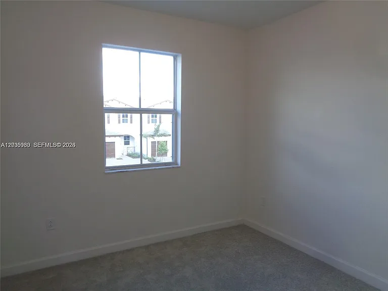 2514 SE 29th St #2514 — Photo 10