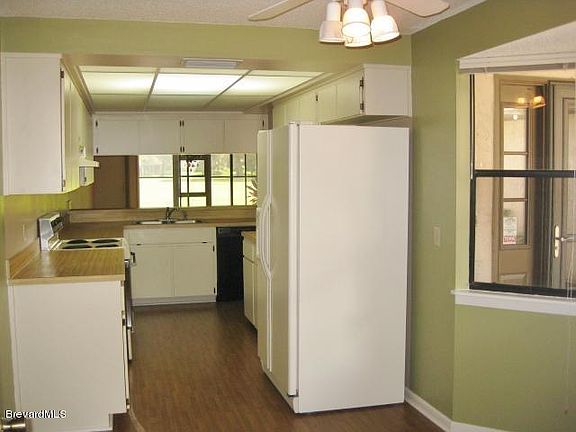 5th image of 3653 Sawgrass Dr